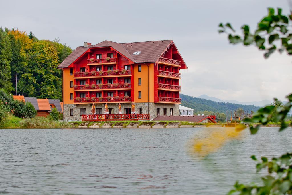 Hotel Impozant Valča Esterno foto